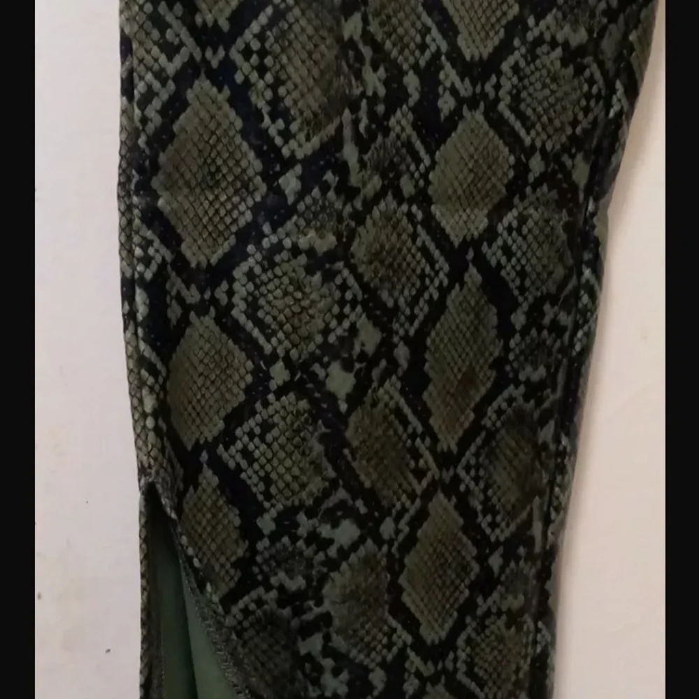 NWOT - Asos Design Snakeskin Pants - Picture 5 of 10